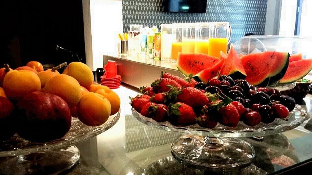 Bed and Breakfast Ottomood Ala Ovest Catania Centro Exterior foto