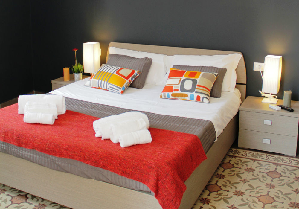Bed and Breakfast Ottomood Ala Ovest Catania Centro Exterior foto
