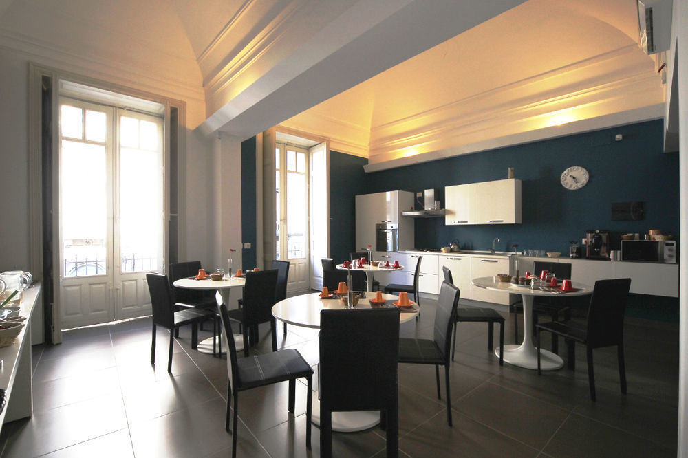 Bed and Breakfast Ottomood Ala Ovest Catania Centro Exterior foto