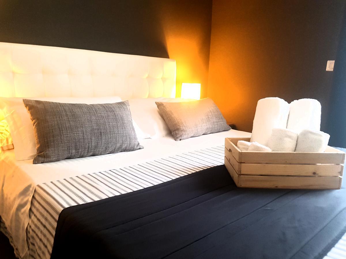 Bed and Breakfast Ottomood Ala Ovest Catania Centro Exterior foto