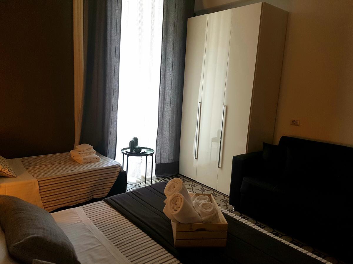 Bed and Breakfast Ottomood Ala Ovest Catania Centro Exterior foto