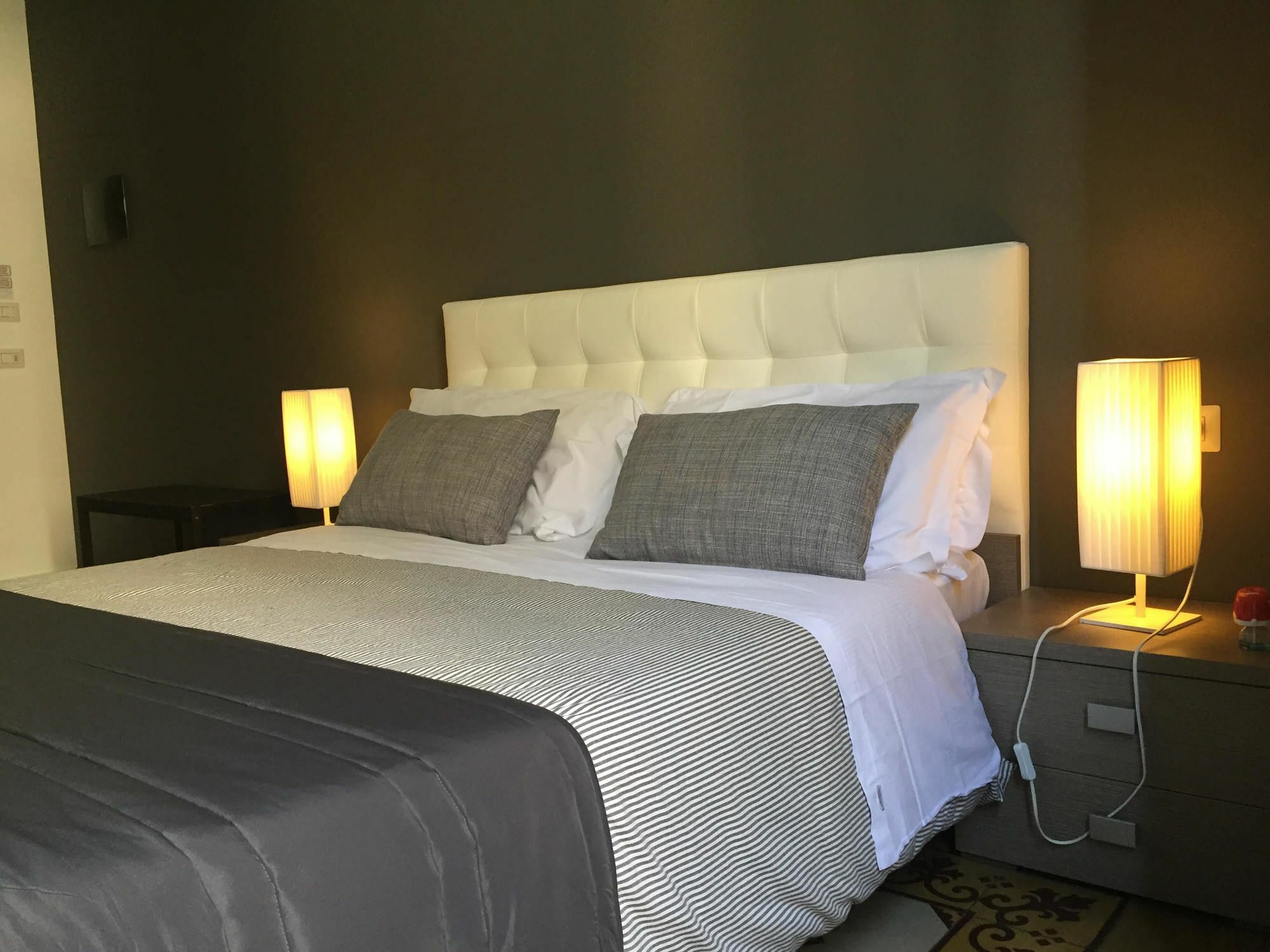 Bed and Breakfast Ottomood Ala Ovest Catania Centro Exterior foto